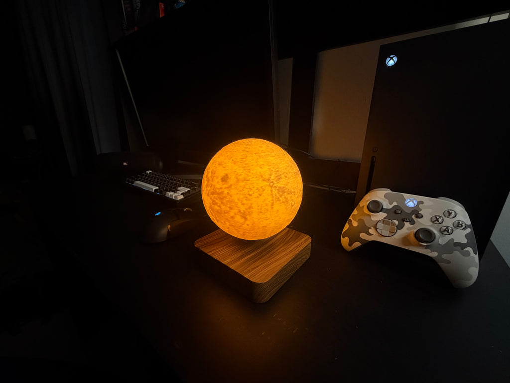 Magnetic Levitating Moon Lamp